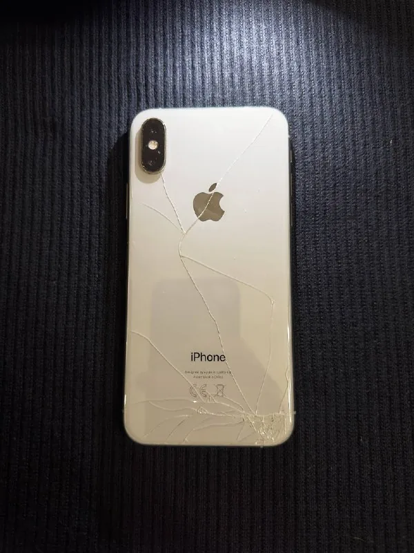 iPhone XS 64GB Silver под восстановление 1