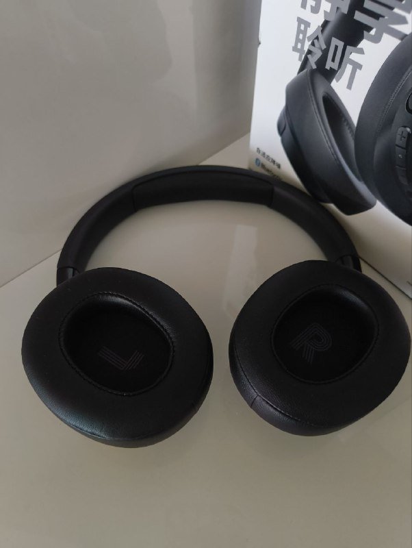 Яндекс станция Алиса мини, наушники JBL, имбирь для посадки 5