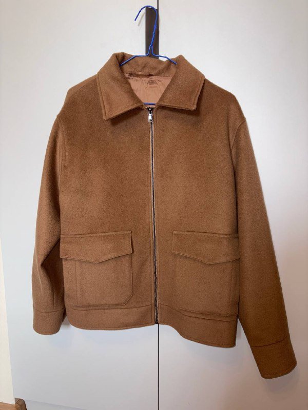 Бомбер укороченное пальто куртка 50% шерсти