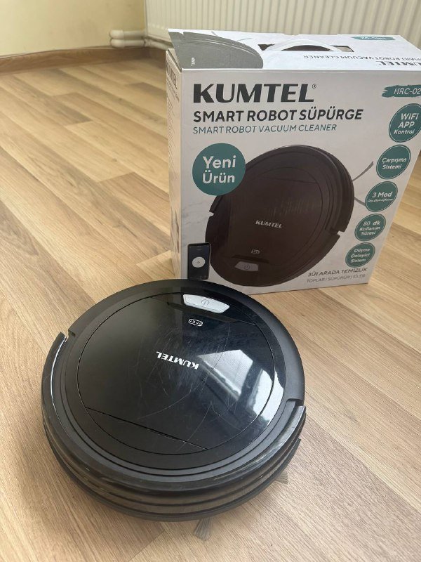Робот пылесос в хорошем состоянии