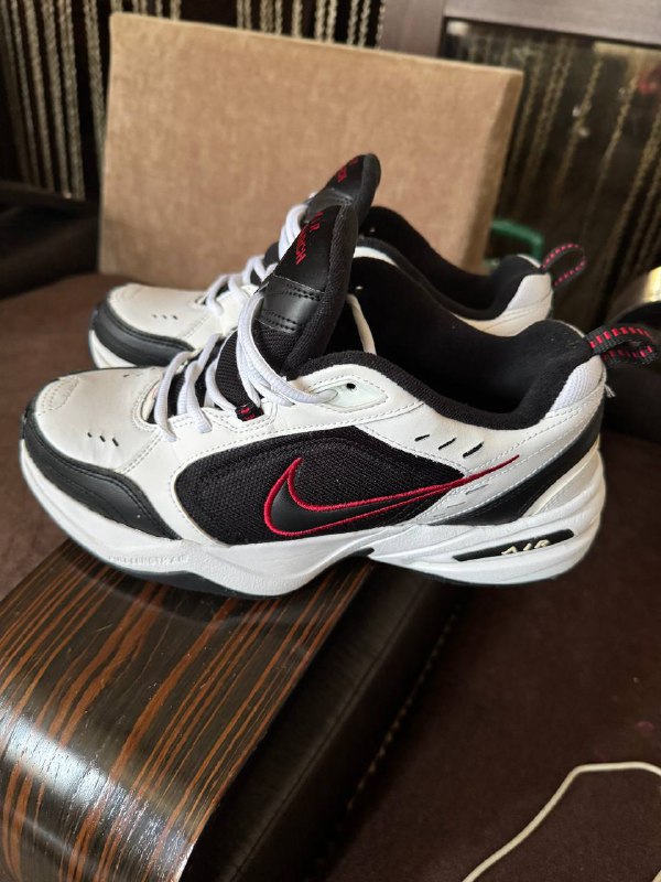 Ботасы Nike Air Monarch 42.5 27 см