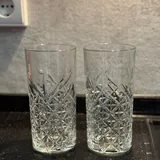 Келихи для вина, келихи для пива, високі та маленькі склянки 3