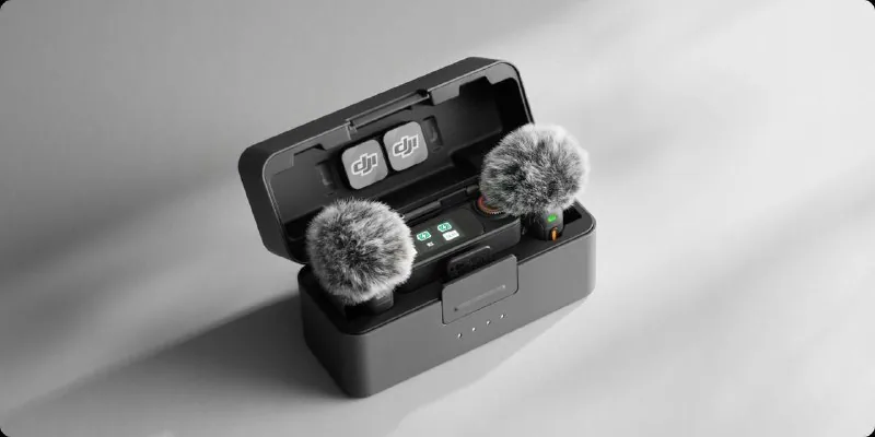 DJI Mic 3 (2TX + 1RX + Charging Case) 1