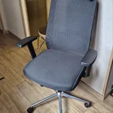 Офисное кресло 2