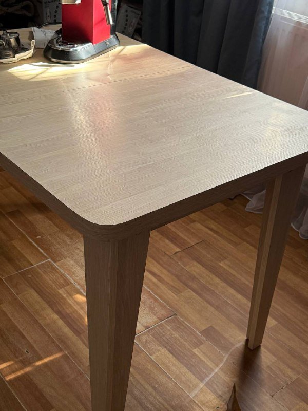 Ресницы, пинцеты, платье, стол, лоферы, проектор, куртки для собаки, дрон 5