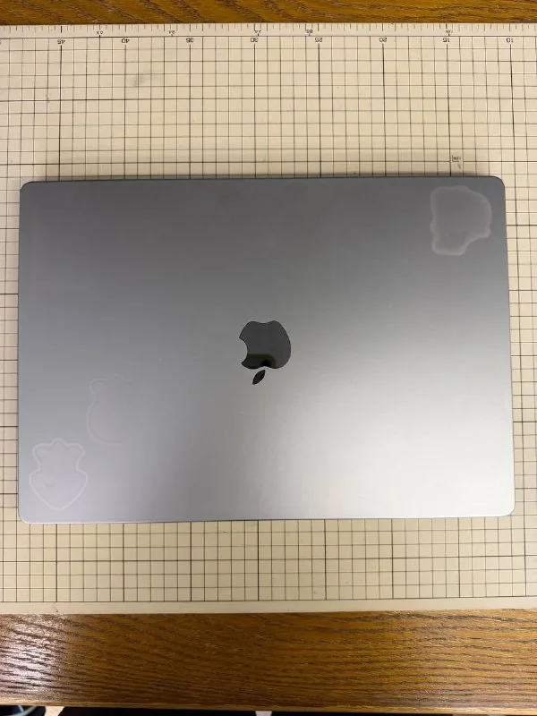 MacBook Pro 16-inch 2021 1
