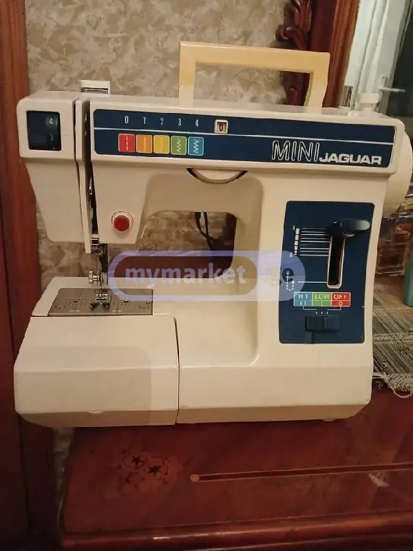 Jaguar Electric Sewing Machine 1