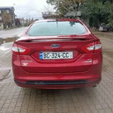 Ford Fusion Hybrid 3