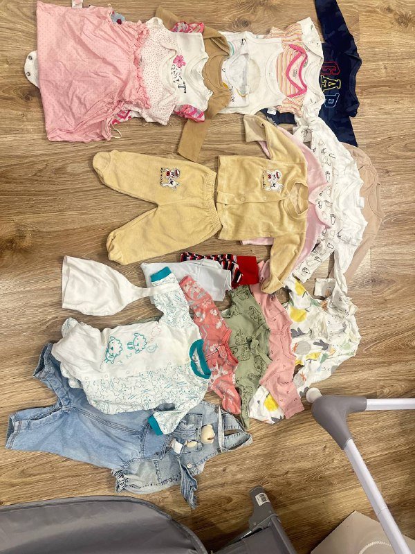 Бодики, кофточки и ромперы до 3 месяцев