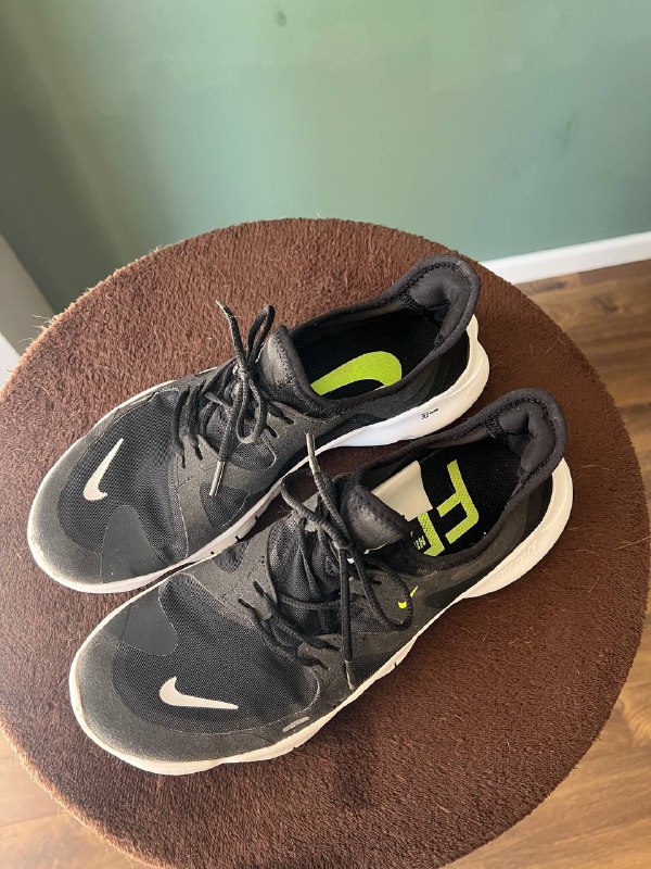 Nike shoes 4