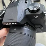 Камера Panasonic Lumix G80 с двумя объективами 3