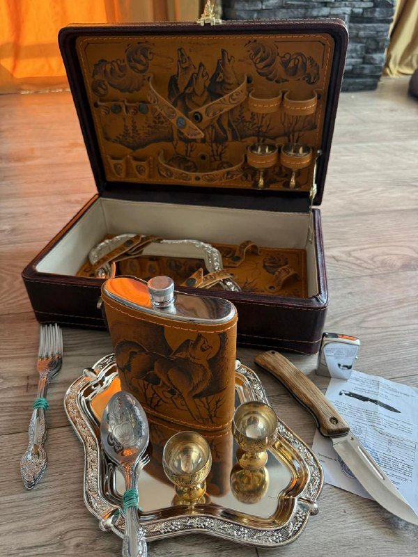 Подарочный набор для пикника с ножами 4