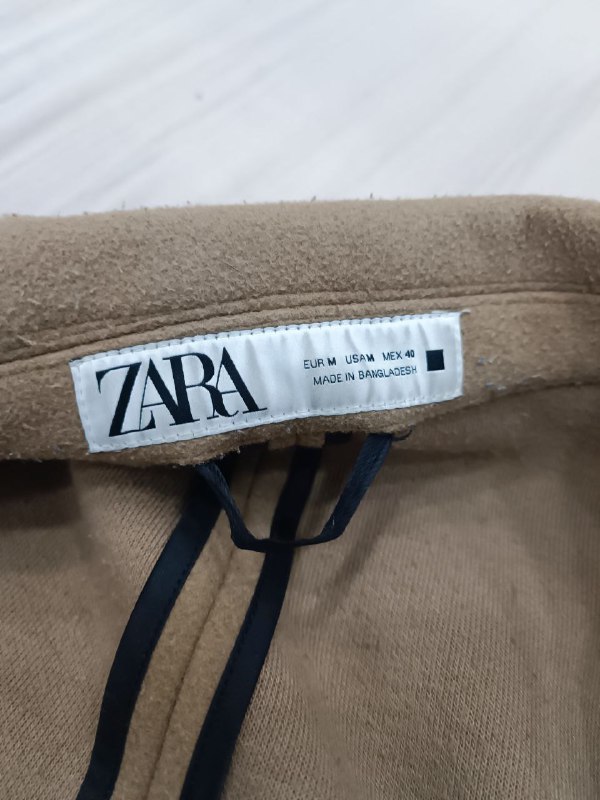 Контейнеры IKEA, сковорода, пазл, настольная игра, пальто Zara 7