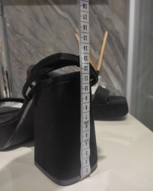 Босоножки 38/39, ботфорты 39 новые 2