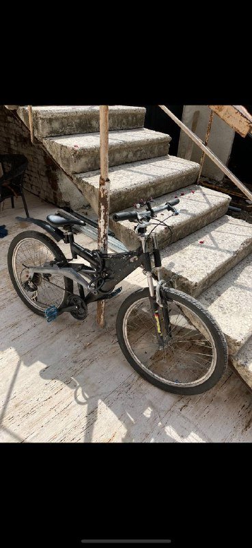 Велосипед с подставкой и цепью 2