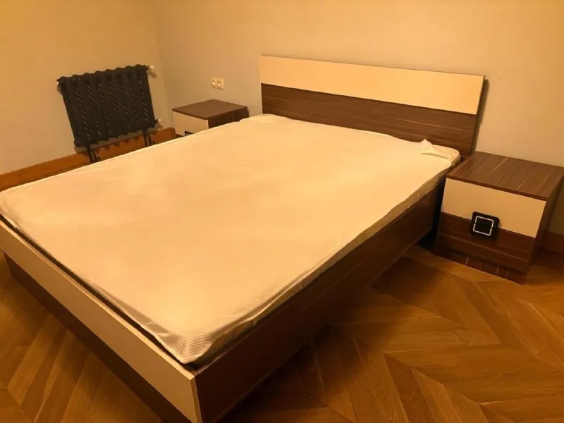 Спальный комплект, шкаф для прихожей, тумба под телевизор, диван 1