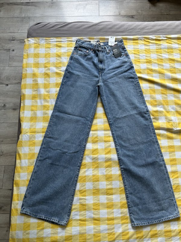 Женские джинсы Levi’s Ribcage Wide Leg 4