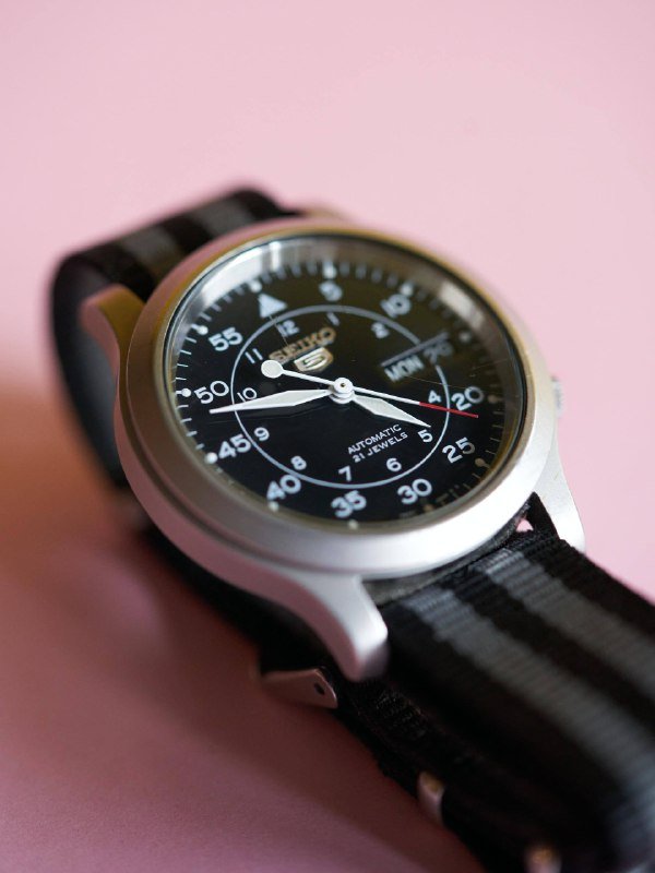 Часы Seiko 5 с тканевым ремешком 2
