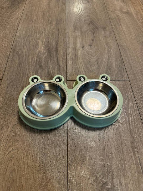 Лоток, наполнитель, миски, когтеточка для кота 2