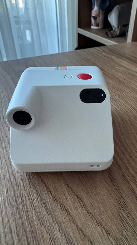 Polaroid Go 7