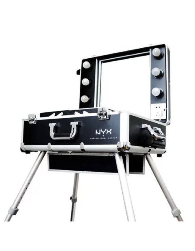 Кейс для макияжа с подсветкой и зеркалом NYX 2