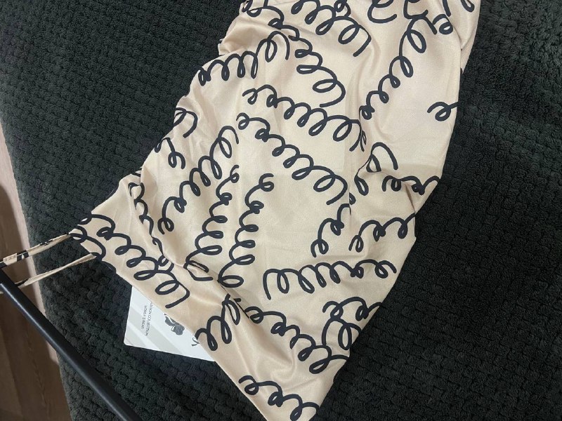 Платье с пуговицами, Юбка кожаная, Кофты, Платье черное H&M, Бежевое платье с узорами, Юбка 9