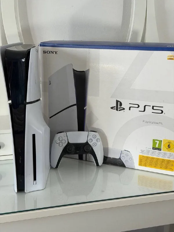 Sony PlayStation 5 Slim 1TB 1