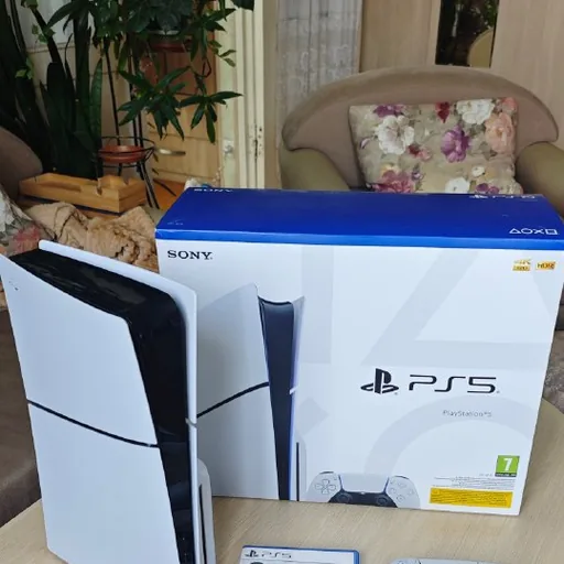 PlayStation 5 Slim, геймпад DualSense, игра Fifa 2023