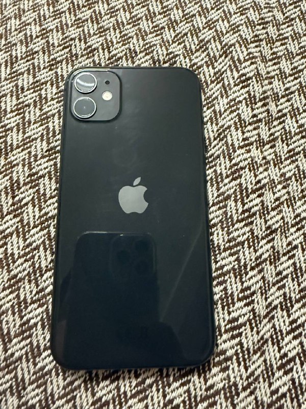 Iphone 11 / 64 ГБ / Аккумулятор 81%