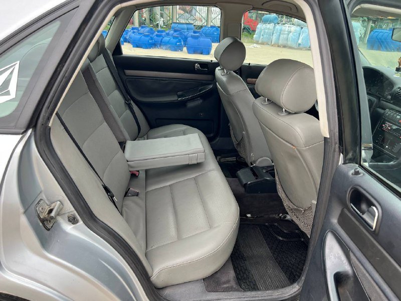 Audi a4 b5 1.6 1997 4