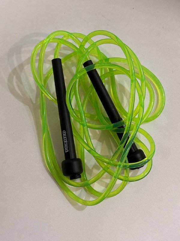 Спортивные костюм, шорты-юбка, лонгслив, лосины, скакалка, фитнес-ленты 6