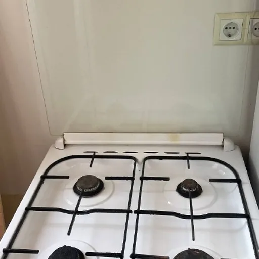Газовая плита с духовкой