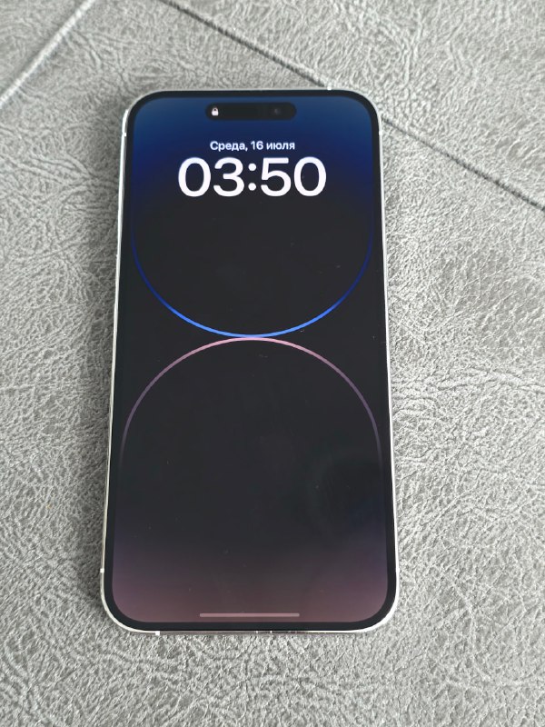 iPhone 14 Pro Max 256Gb белый с чехлами