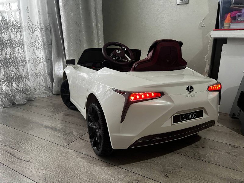 Детская электромашина Lexus LC500 3