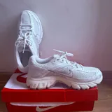 Кроссовки Nike Air Max Moto 2K 2