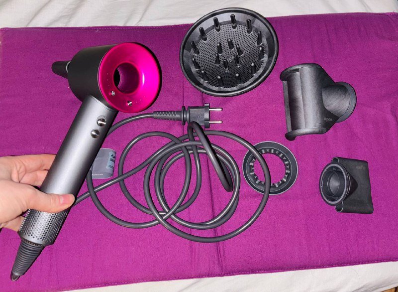 Фен Dyson почти новый