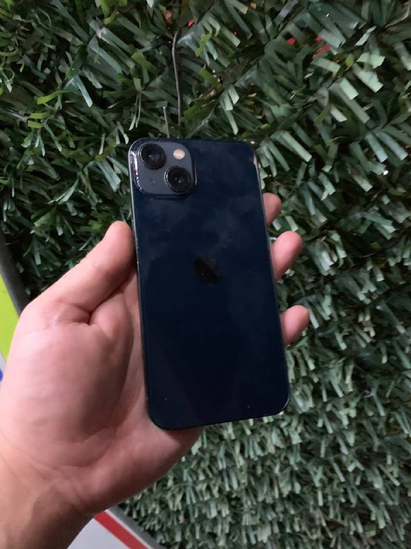 iPhone 13 Pro Max 128GB Green, iPhone 13 128GB Blue, iPhone 12mini 64GB Red, Samsung S23 128GB Black 2
