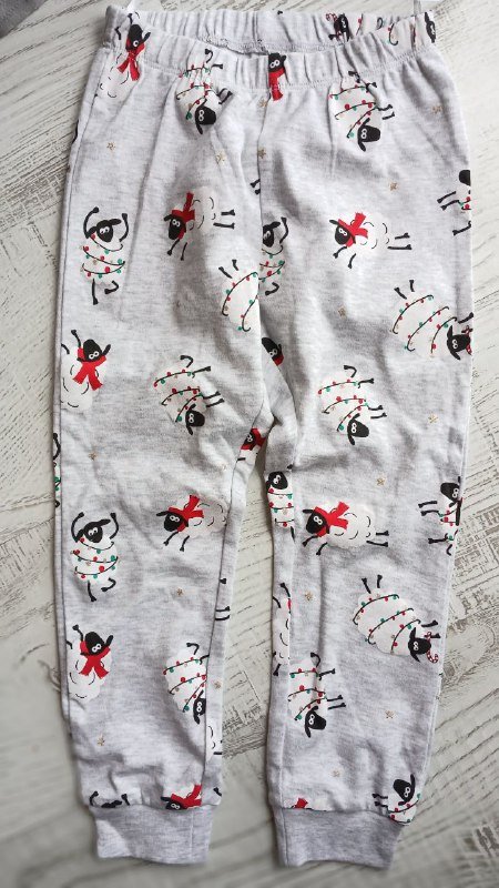 Новогодняя пижама 98/104 размер 3