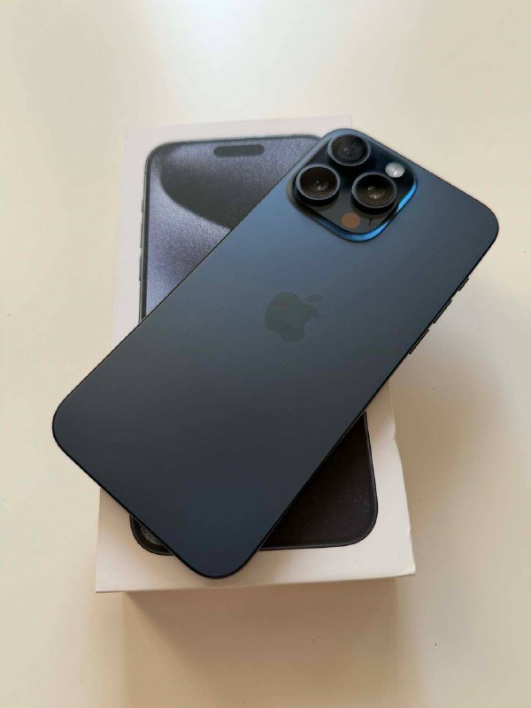 iPhone 15 Pro Max 256 ГБ 4