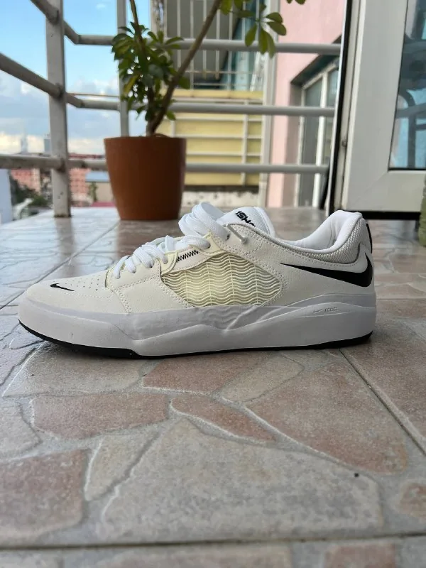 Nike SB кроссовки 1