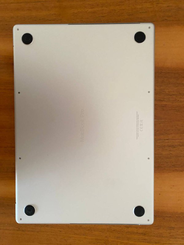 MacBook Pro 16” (2021, M1 Pro, 16 GB, 512 GB) 5