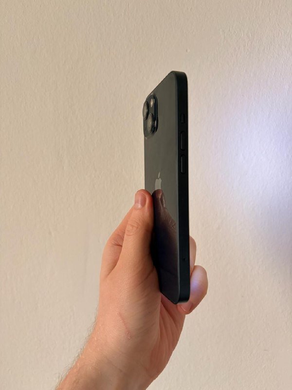 iPhone 13 256 ГБ 5