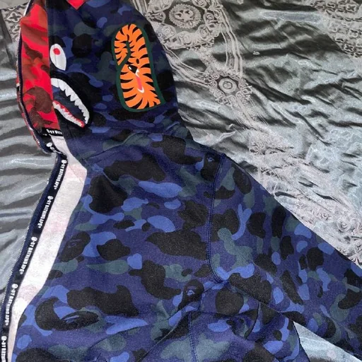 Зипка BAPE