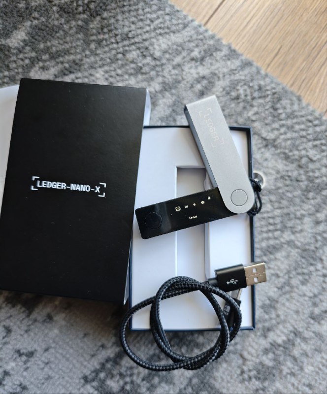 Xiaomi 15, Ledger Nano X, Mi Band 8, Xiaomi Air 4 SE 4