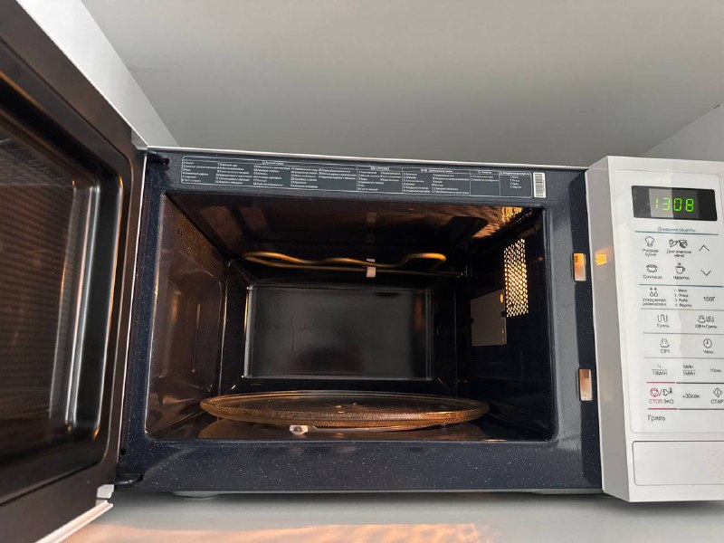 Микроволновка Samsung 2