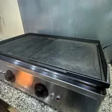Профессиональная электрическая жарочная поверхность Baysan 3