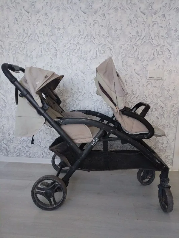 Коляска прогулочная Joie Evalite Duo 1