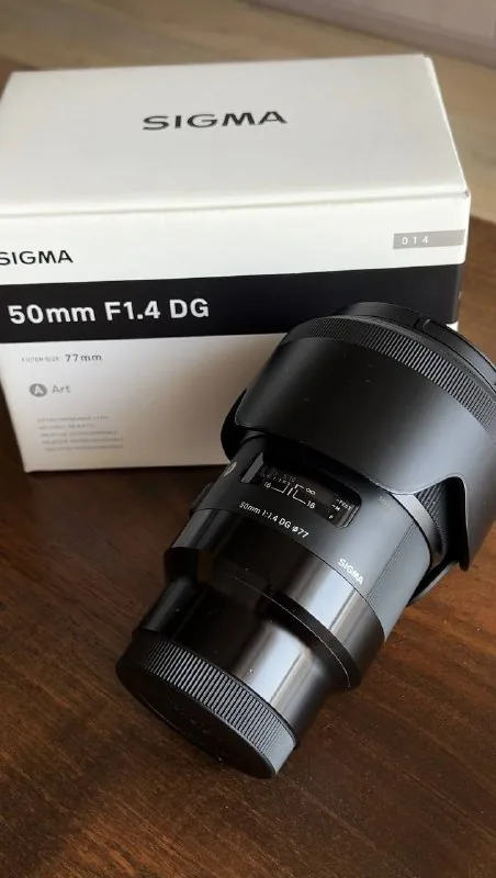Объектив Sigma 50mm f/1.4 Art DG
