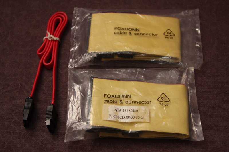 SATA кабель, e-SATA, USB 2.0, IEEE 1394, Кабель питания, COM RS-232