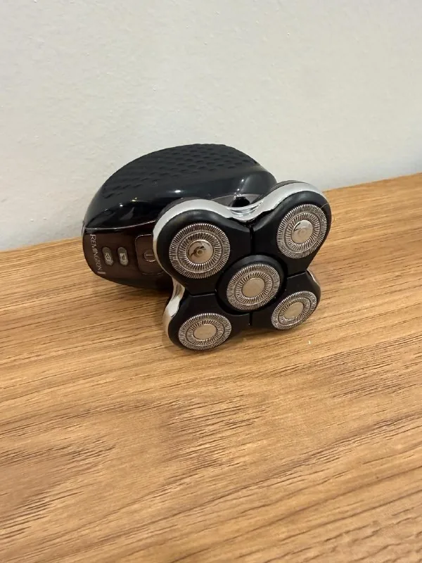 Машинка для бритья головы Remington 1